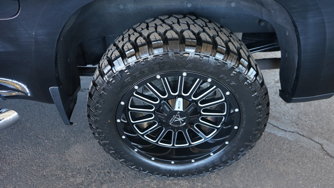 Chevrolet Silverado 1500 LT Crew Cab 4WD 2021