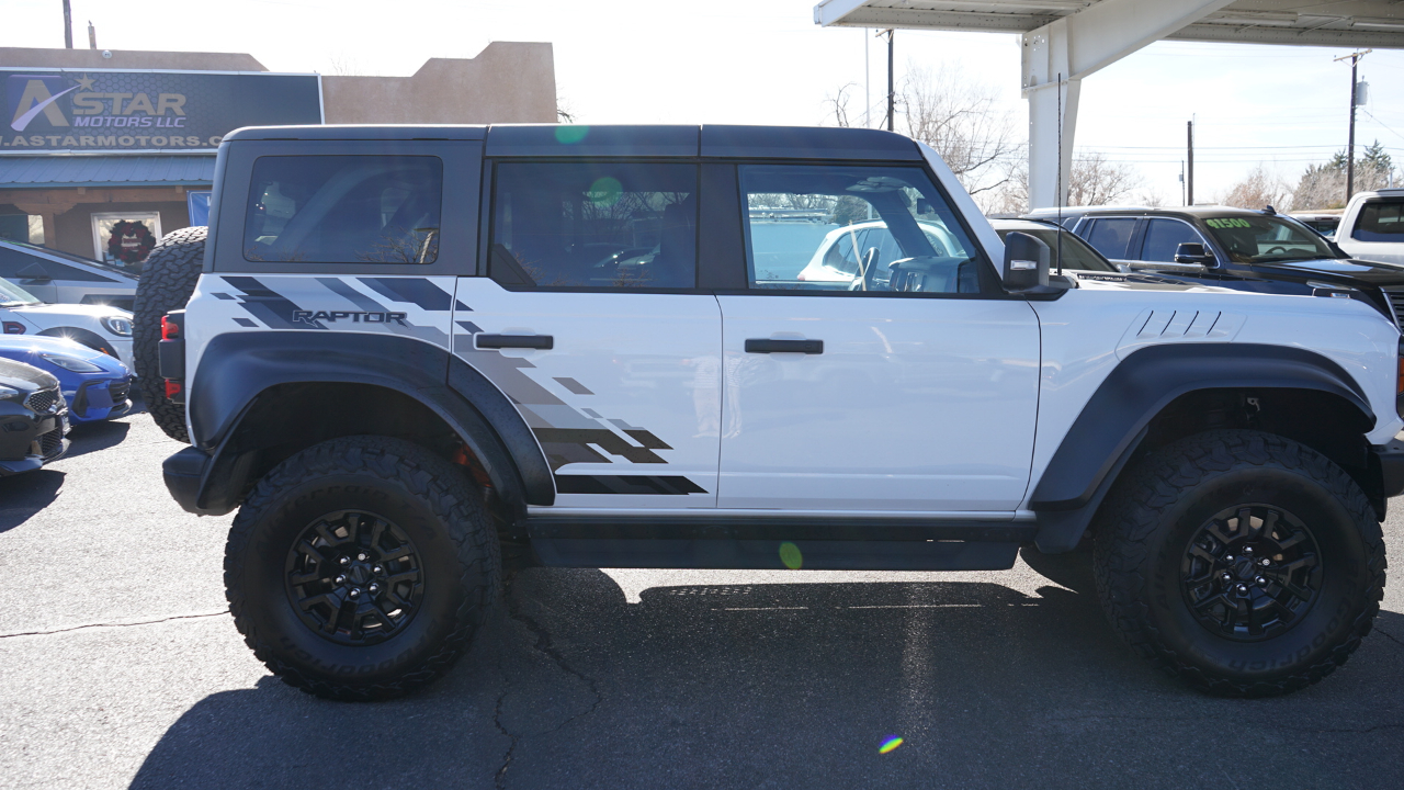 Ford Bronco Raptor 2023