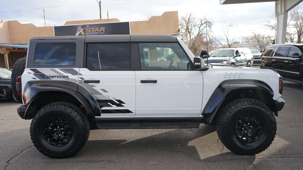 Ford Bronco Raptor 2023