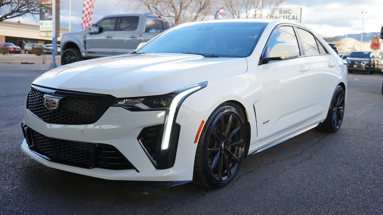 Cadillac CT4-V Blackwing Base 2022