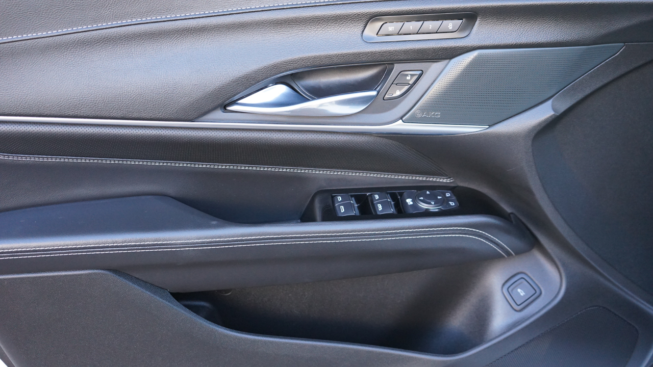 Cadillac CT4-V Blackwing Base 2022