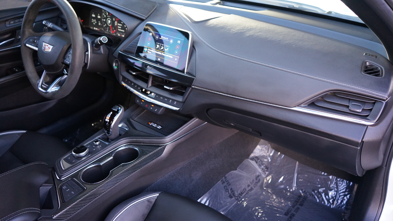 Cadillac CT4-V Blackwing Base 2022