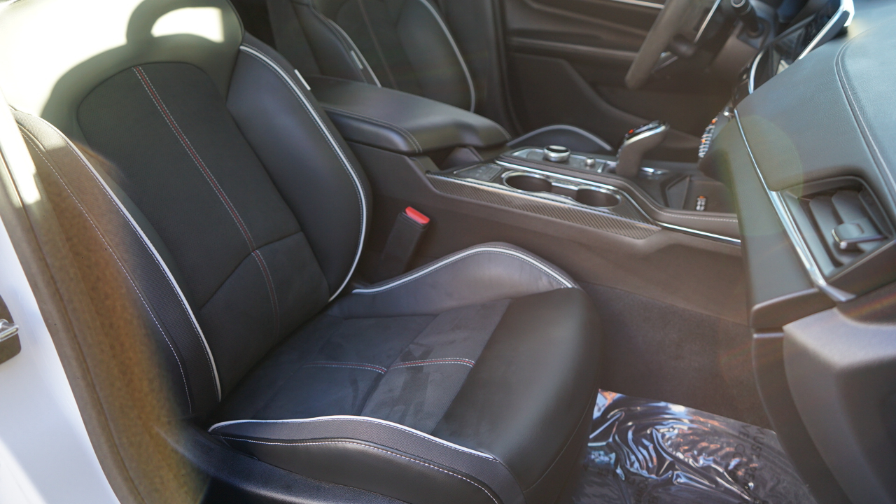 Cadillac CT4-V Blackwing Base 2022