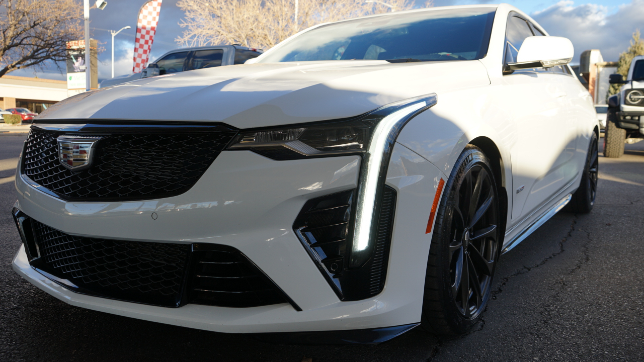 Cadillac CT4-V Blackwing Base 2022