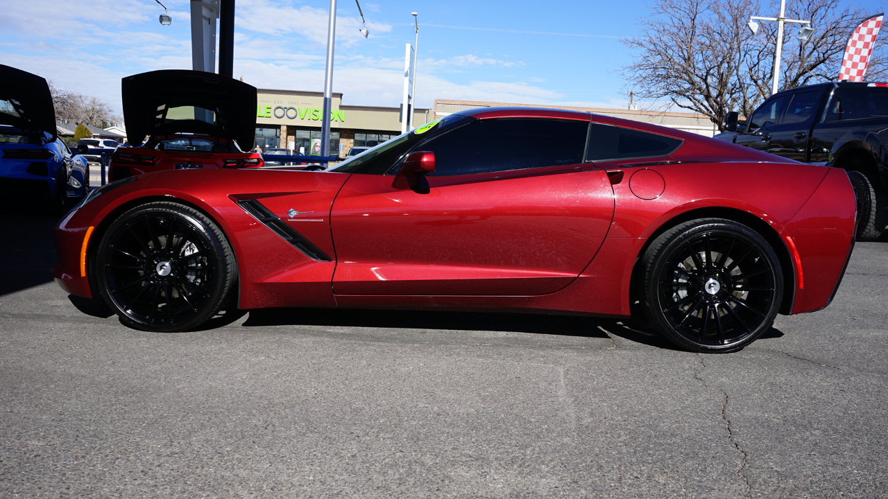 Chevrolet Corvette 2LT Coupe Automatic 2016