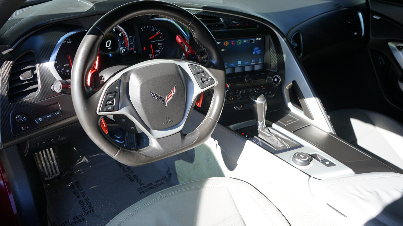 Chevrolet Corvette 2LT Coupe Automatic 2016