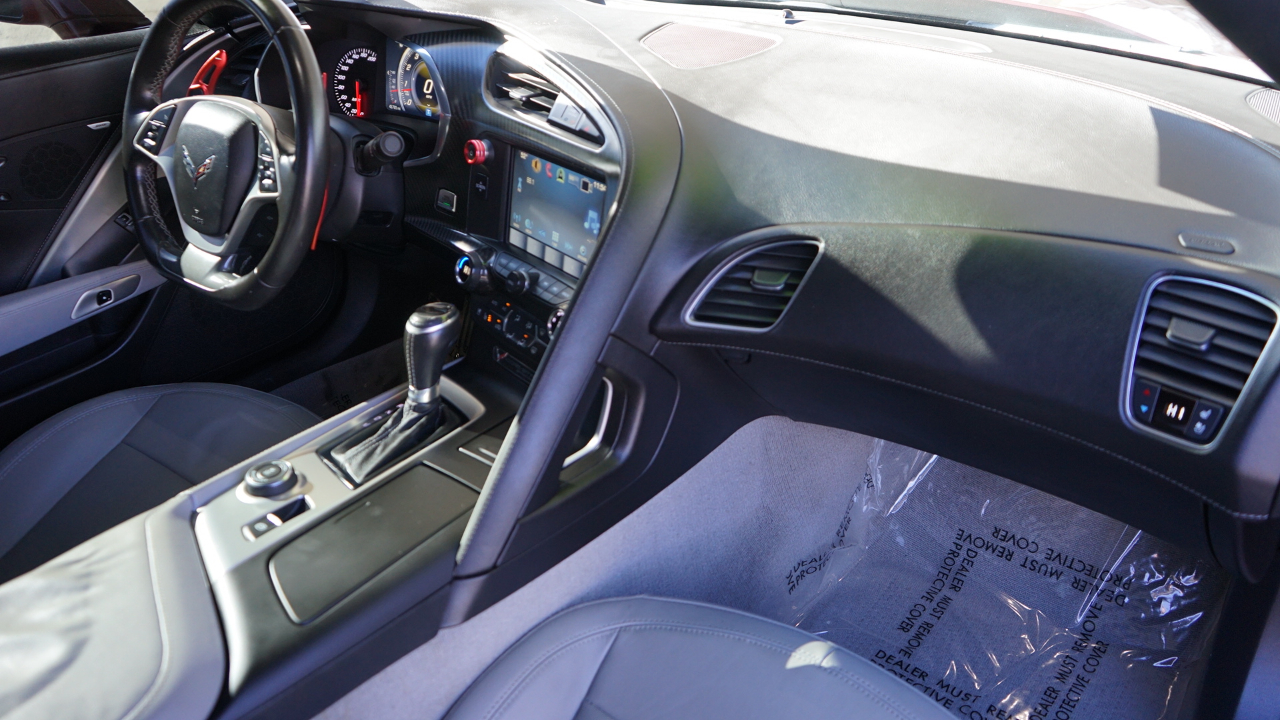 Chevrolet Corvette 2LT Coupe Automatic 2016