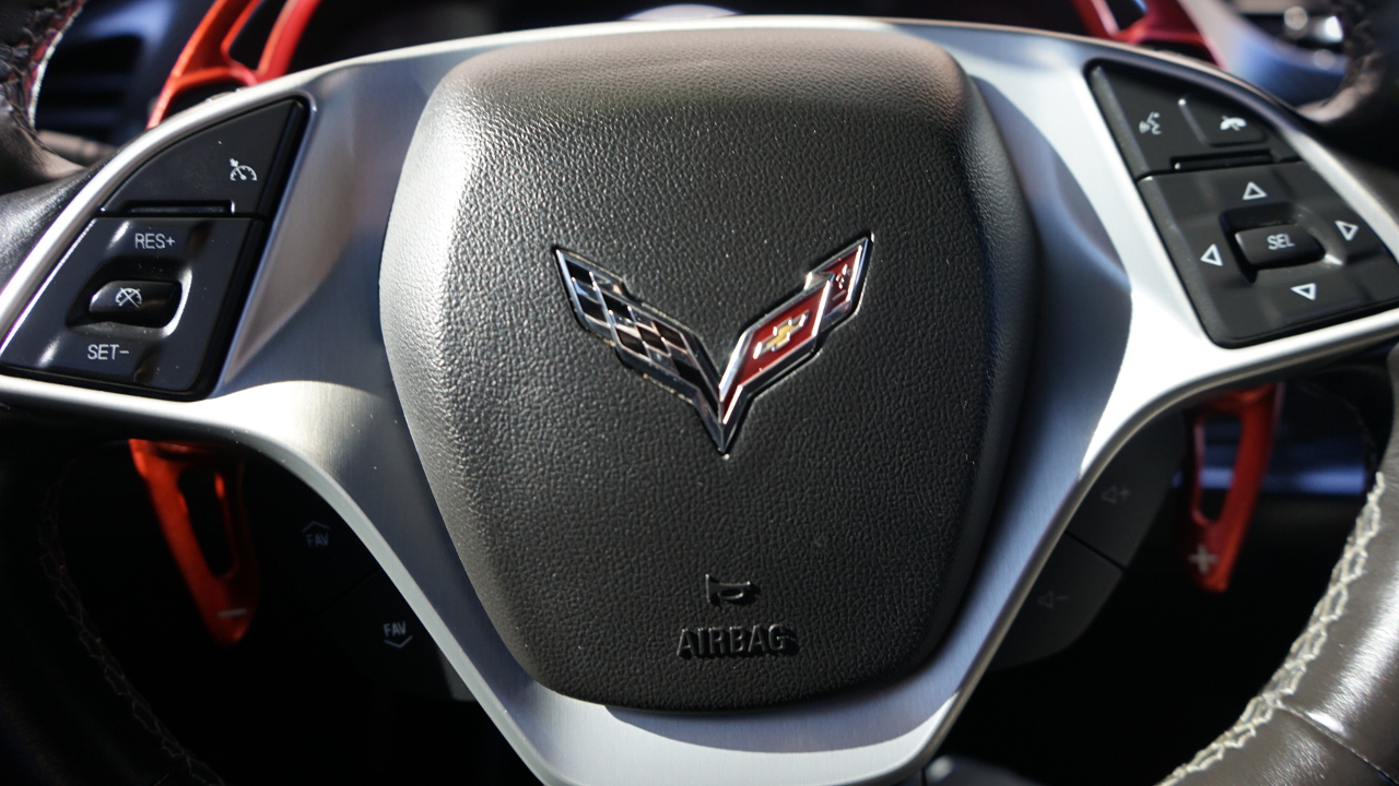 Chevrolet Corvette 2LT Coupe Automatic 2016