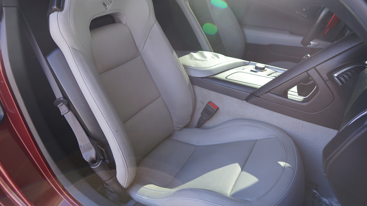 Chevrolet Corvette 2LT Coupe Automatic 2016