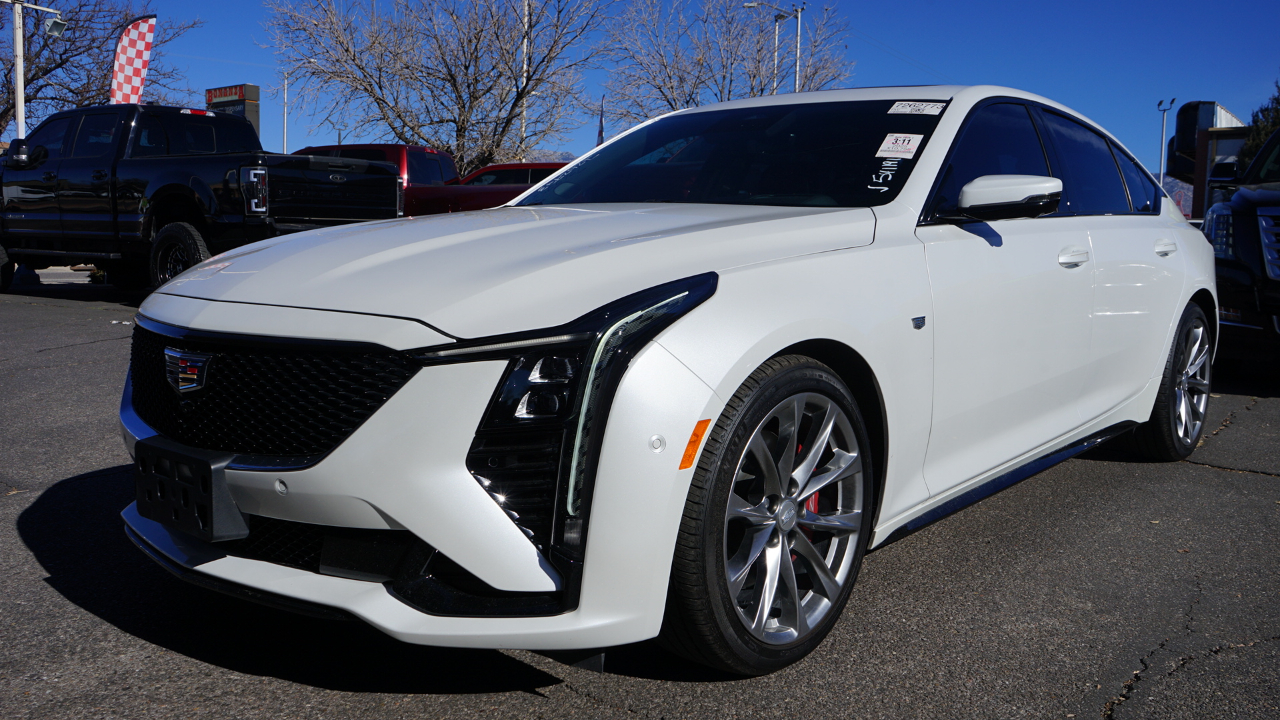 Cadillac CT5 Sport 2025