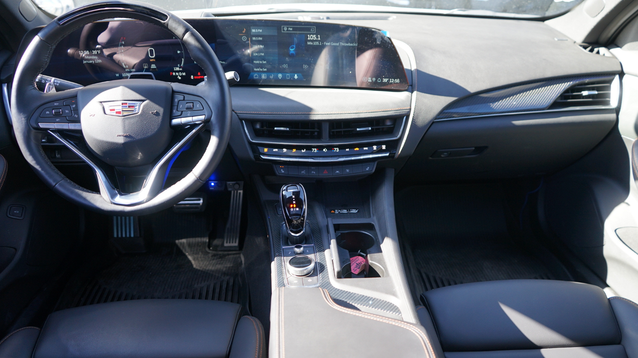 Cadillac CT5 Sport 2025