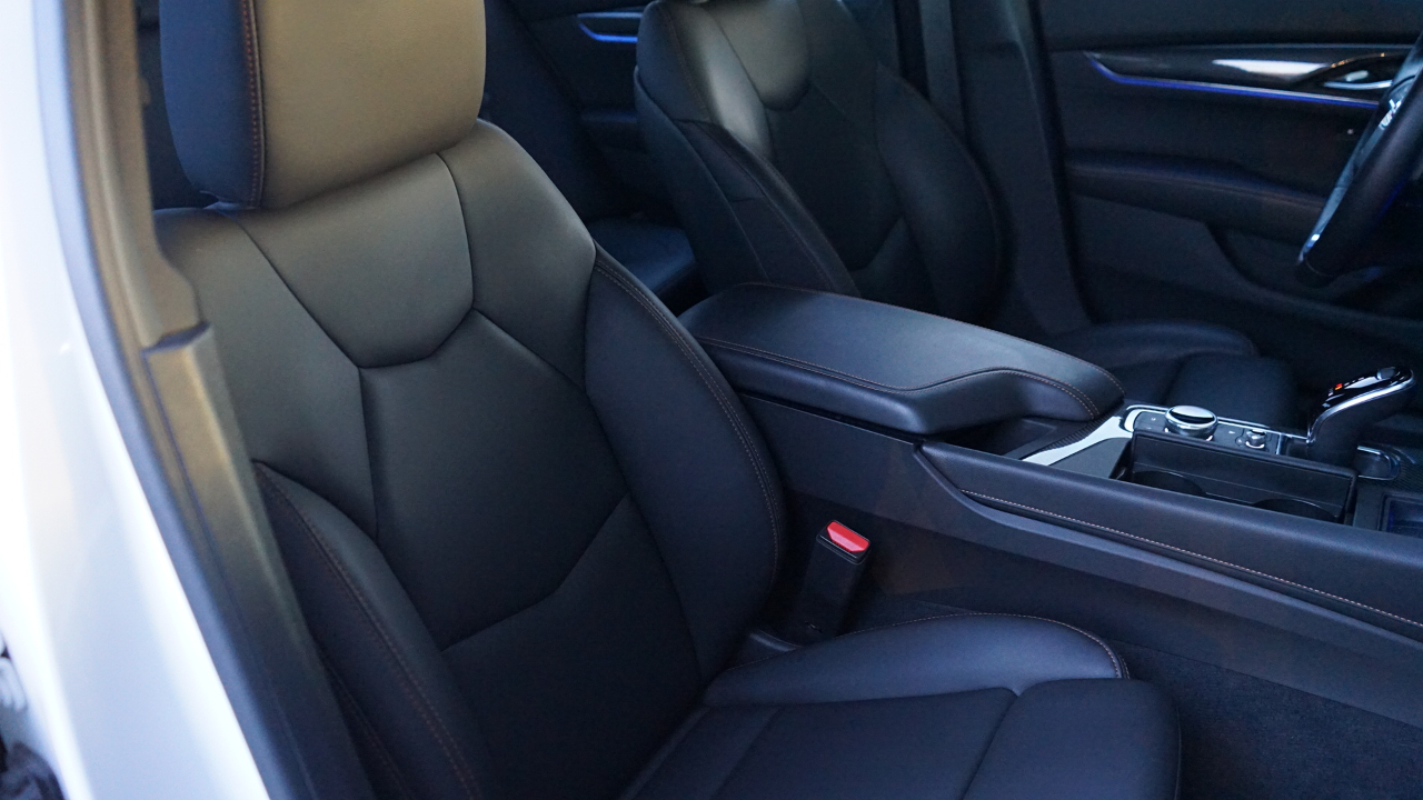 Cadillac CT5 Sport 2025