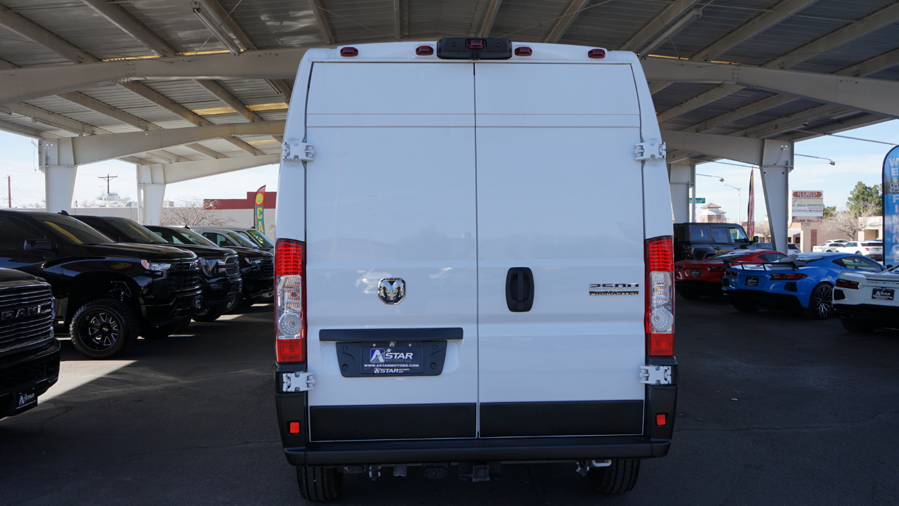 RAM Promaster 2500 High Roof 136-in. WB 2025