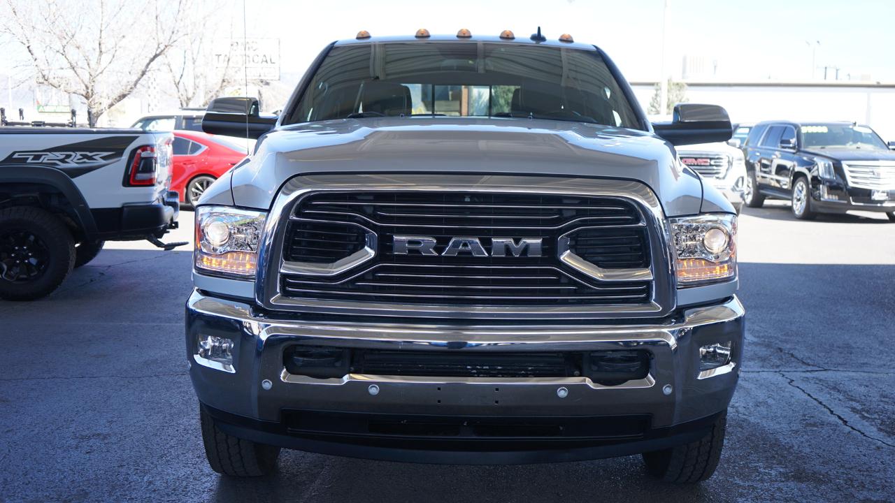RAM 3500 Limited Crew Cab LWB 4WD DRW 2017
