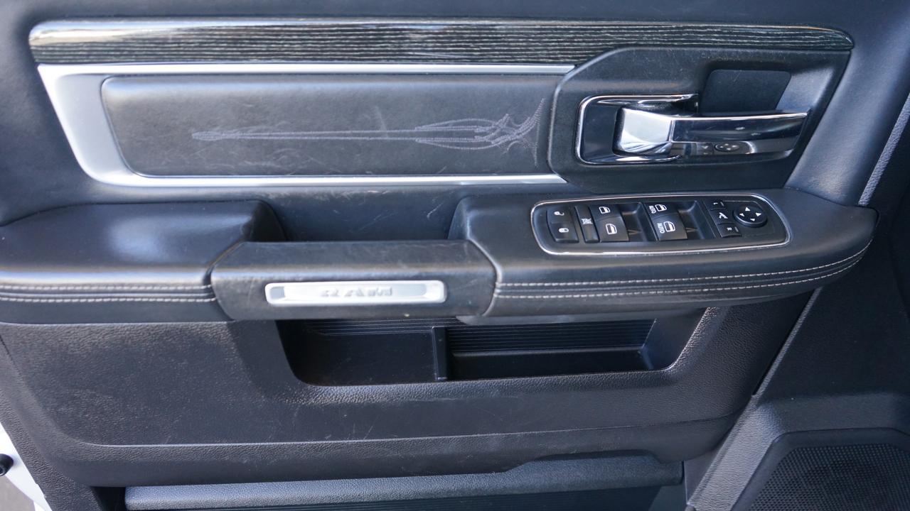 RAM 3500 Limited Crew Cab LWB 4WD DRW 2017