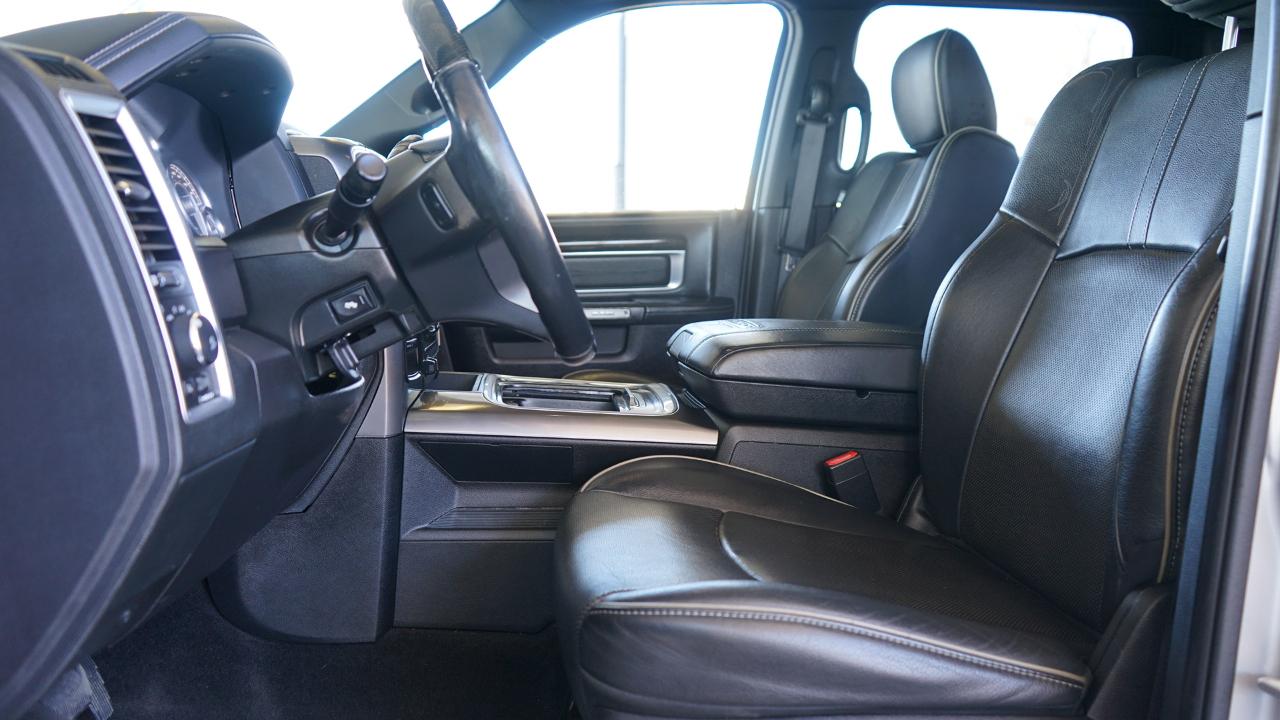 RAM 3500 Limited Crew Cab LWB 4WD DRW 2017