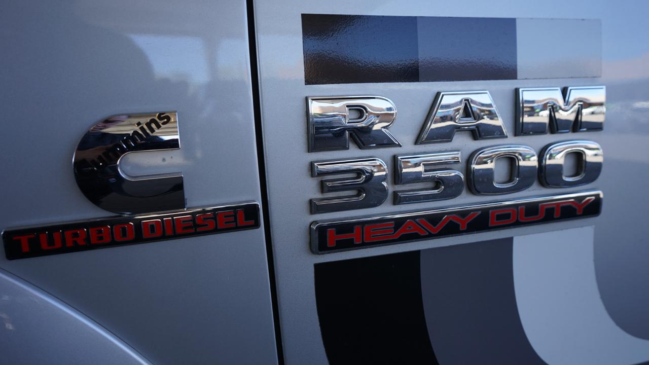 RAM 3500 Limited Crew Cab LWB 4WD DRW 2017