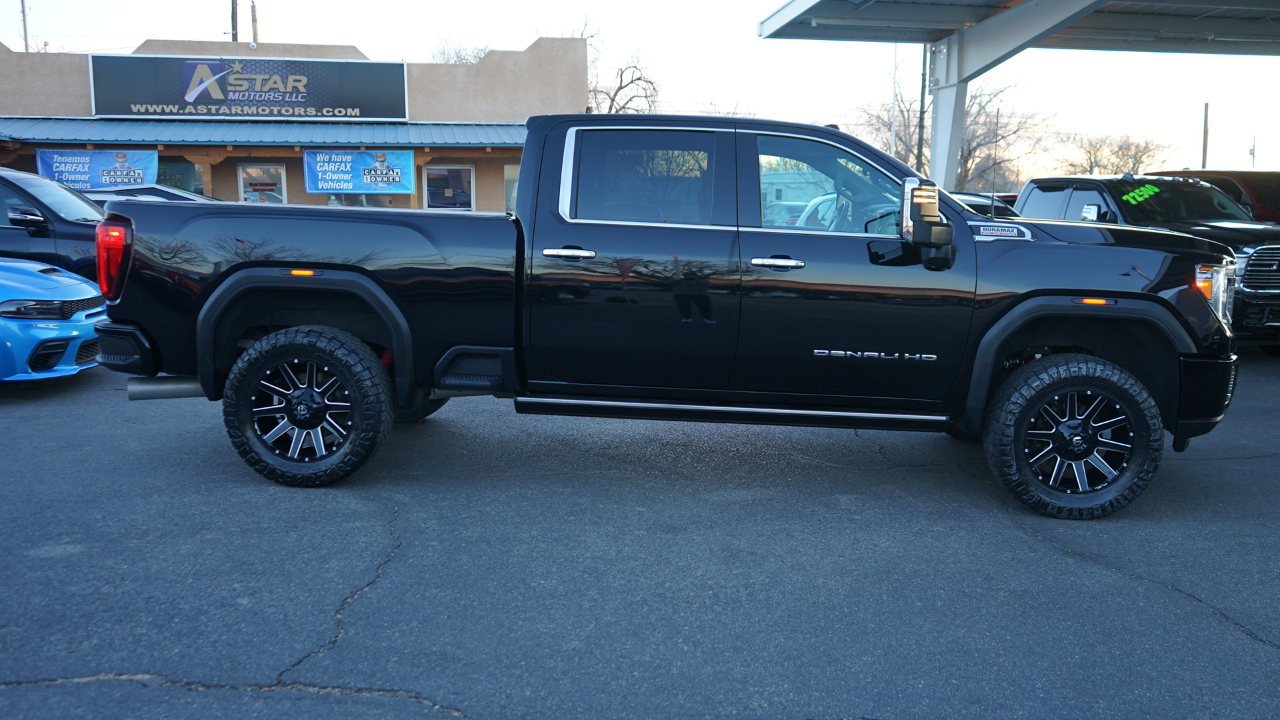 GMC Sierra 2500HD Denali Crew Cab 4WD SB 2023