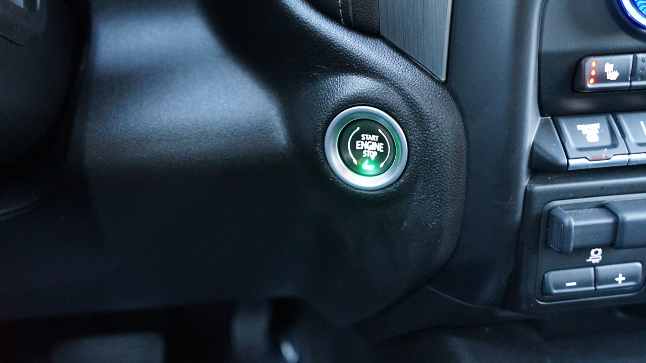 GMC Sierra 2500HD Denali Crew Cab 4WD SB 2023