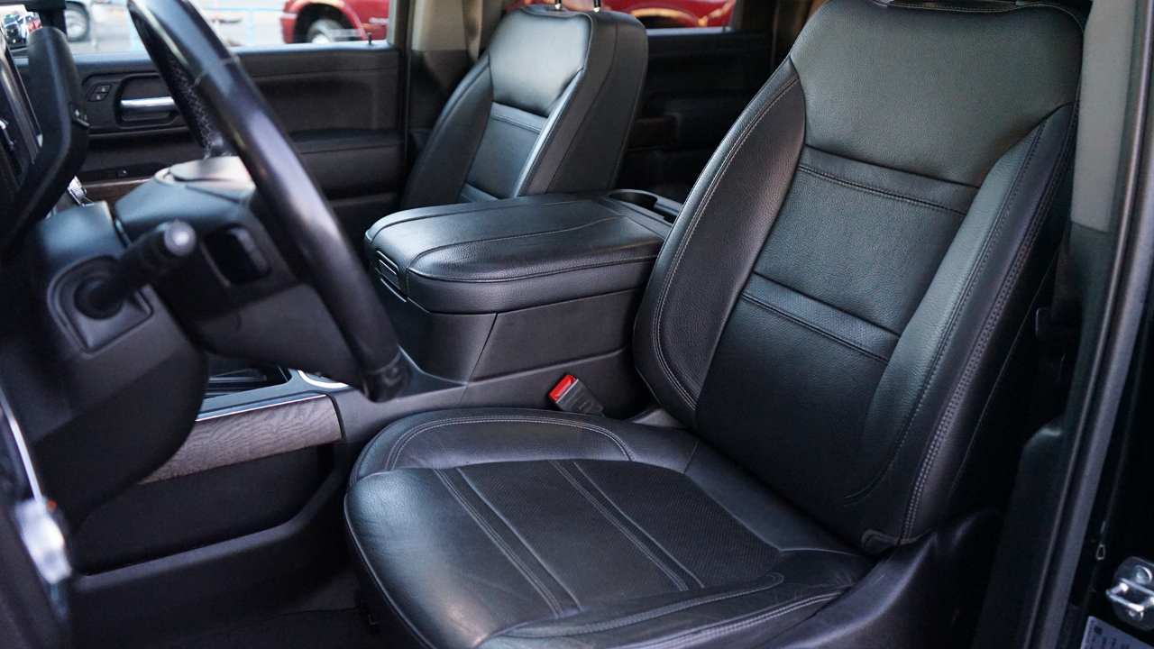 GMC Sierra 2500HD Denali Crew Cab 4WD SB 2023