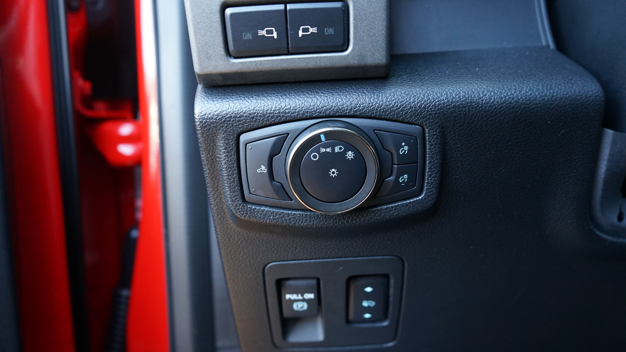 Ford F-150 Raptor SuperCrew 4WD 2020