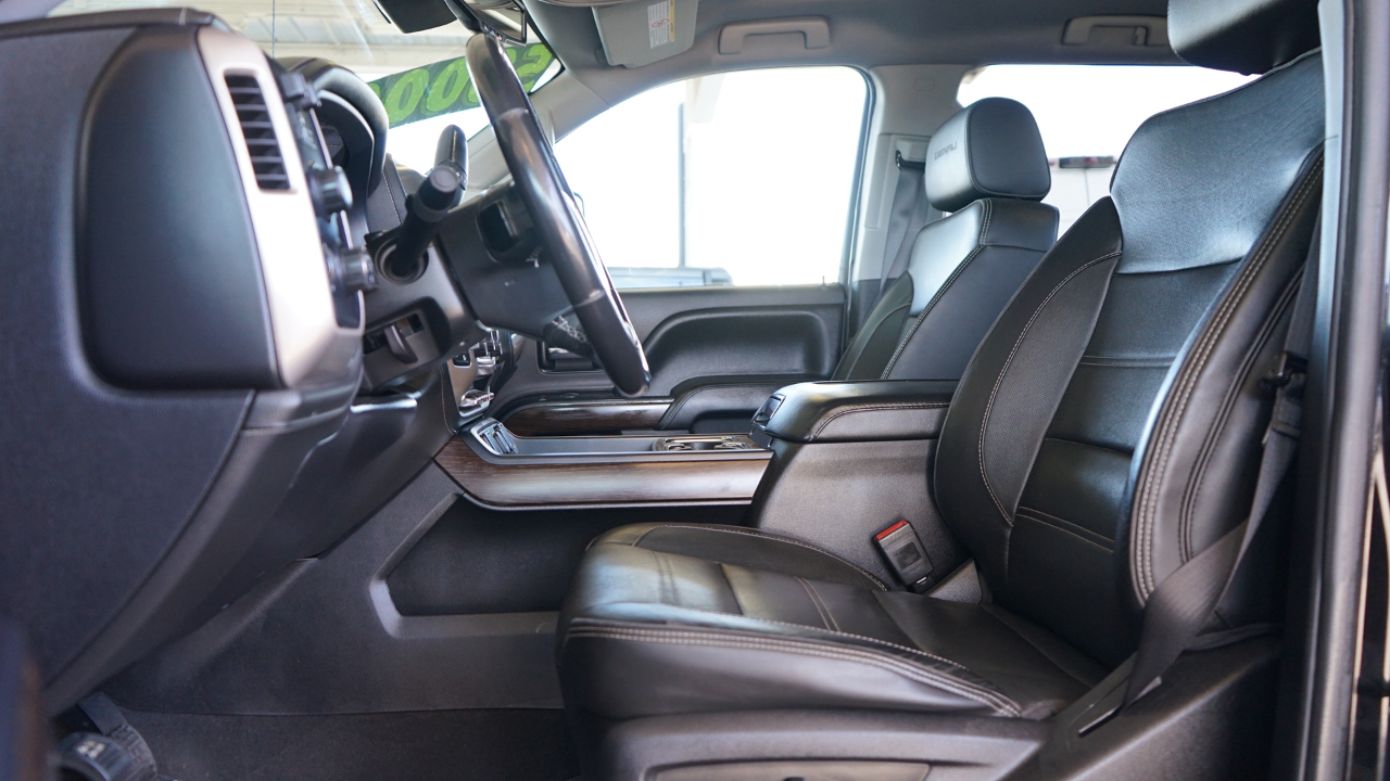 GMC Sierra 2500HD 4WD Crew Cab 159" Denali 2019