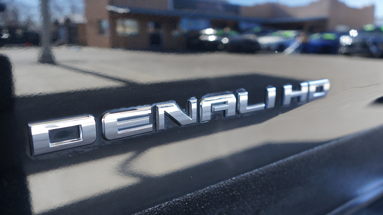 GMC Sierra 2500HD 4WD Crew Cab 159" Denali 2019