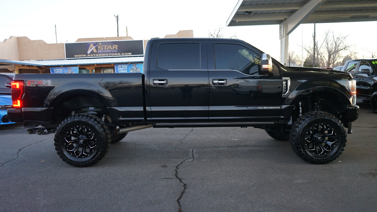 Ford F-250 SD Platinum Crew Cab 4WD 2022