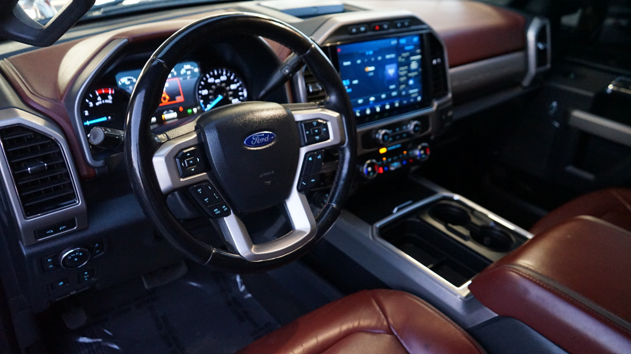 Ford F-250 SD Platinum Crew Cab 4WD 2022