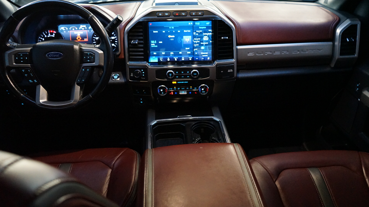 Ford F-250 SD Platinum Crew Cab 4WD 2022