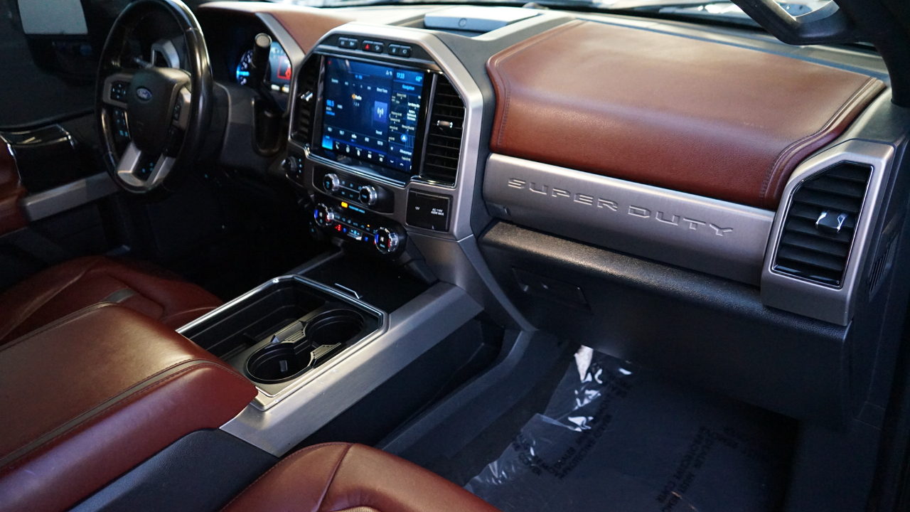 Ford F-250 SD Platinum Crew Cab 4WD 2022