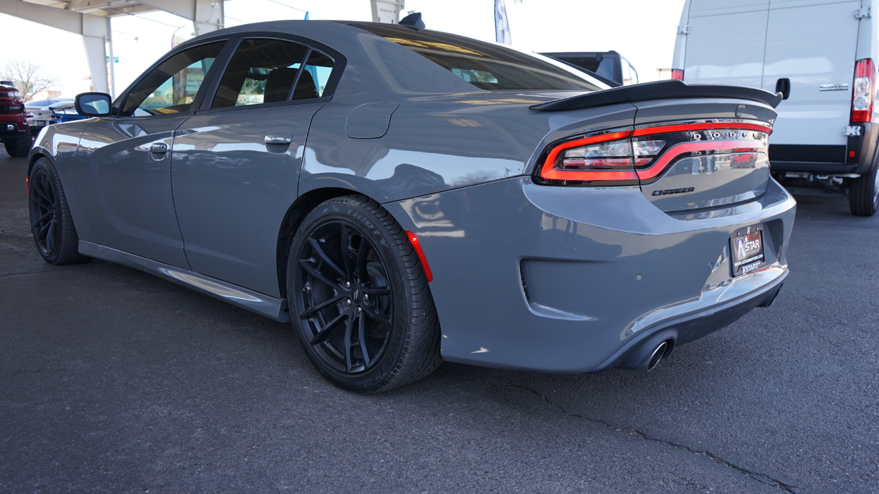 Dodge Charger 4dr Sdn R/T 392 Daytona Edition RWD 2017