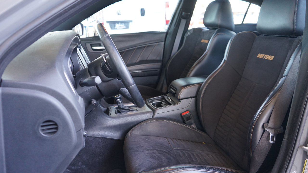 Dodge Charger 4dr Sdn R/T 392 Daytona Edition RWD 2017