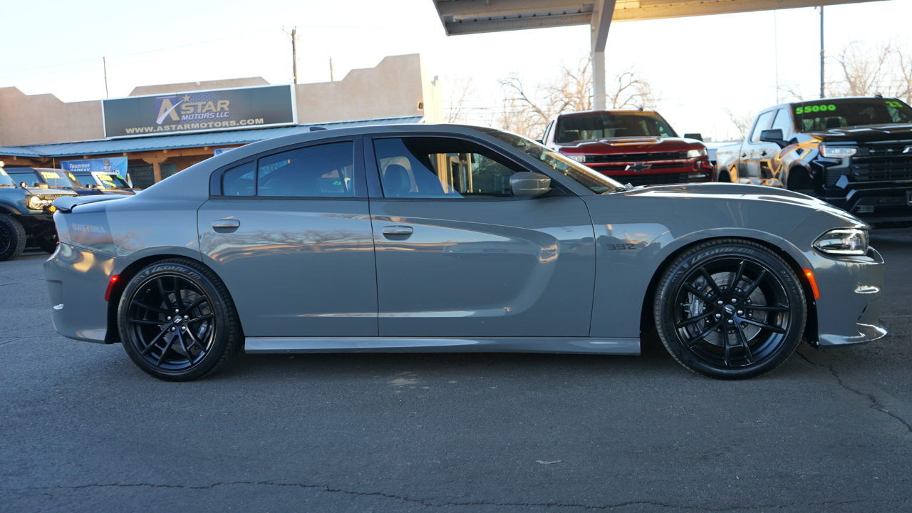 Dodge Charger 4dr Sdn R/T 392 Daytona Edition RWD 2017