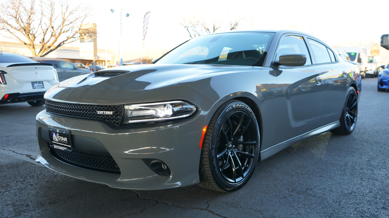 Dodge Charger 4dr Sdn R/T 392 Daytona Edition RWD 2017