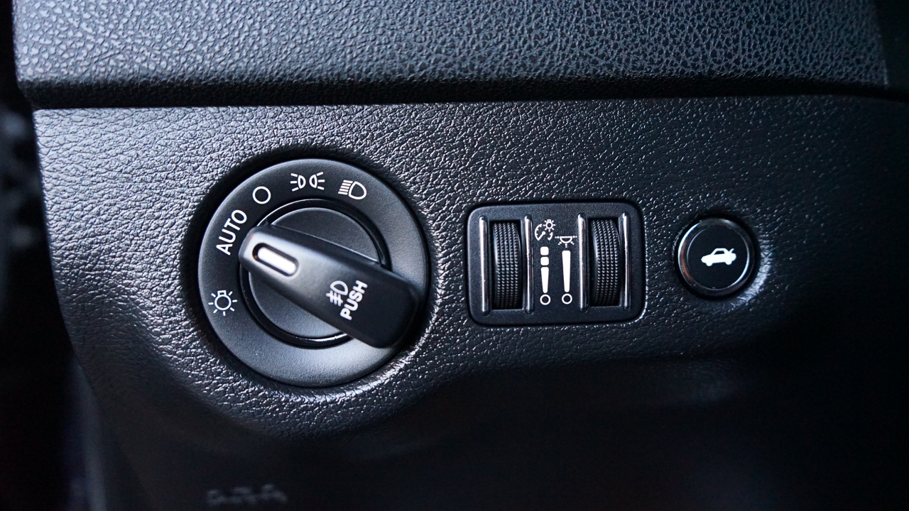 Dodge Charger 4dr Sdn R/T 392 Daytona Edition RWD 2017