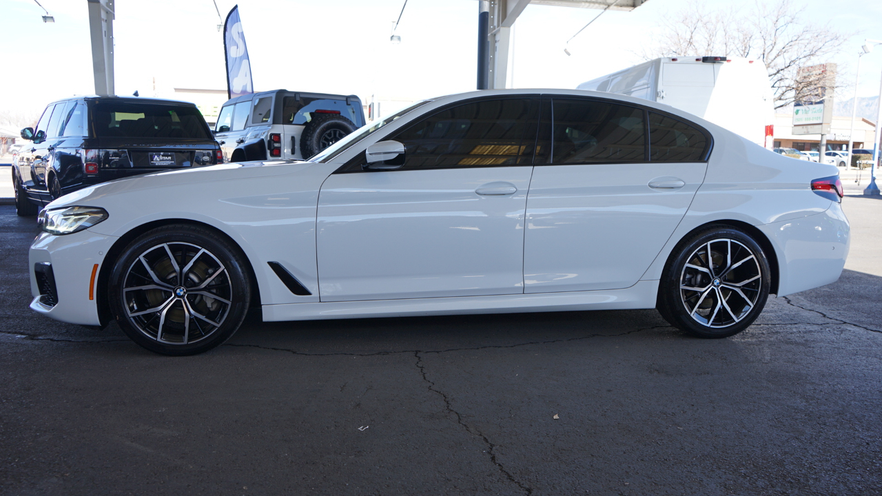 BMW 5-Series 530i xDrive 2023