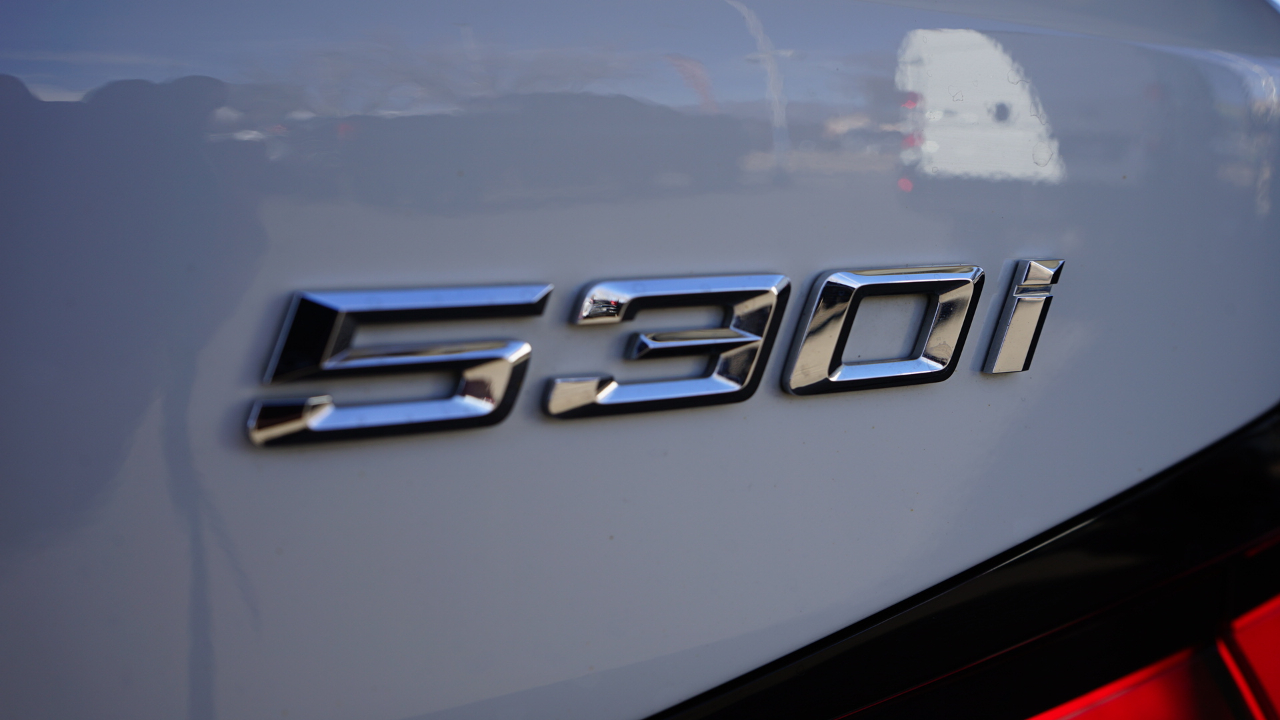BMW 5-Series 530i xDrive 2023
