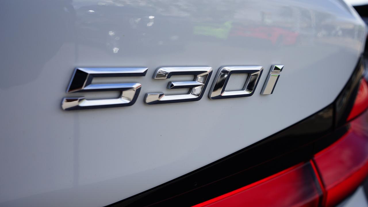 BMW 5-Series 530i xDrive 2023