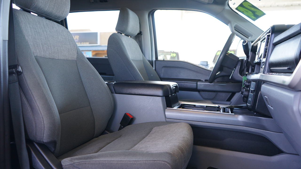 Ford F-250 SD XLT Crew Cab 4WD 2024