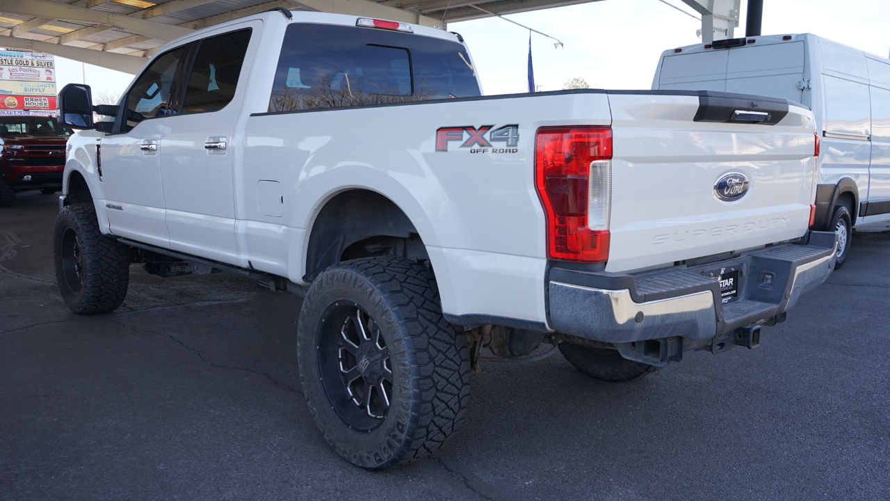 Ford F-250 SD Lariat Crew Cab 4WD 2019