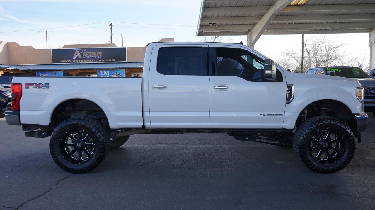 Ford F-250 SD Lariat Crew Cab 4WD 2019
