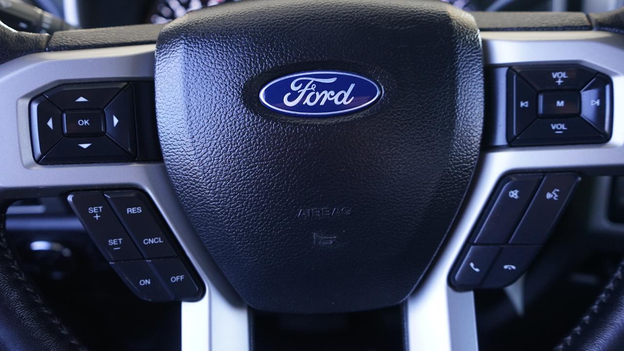 Ford F-250 SD Lariat Crew Cab 4WD 2019