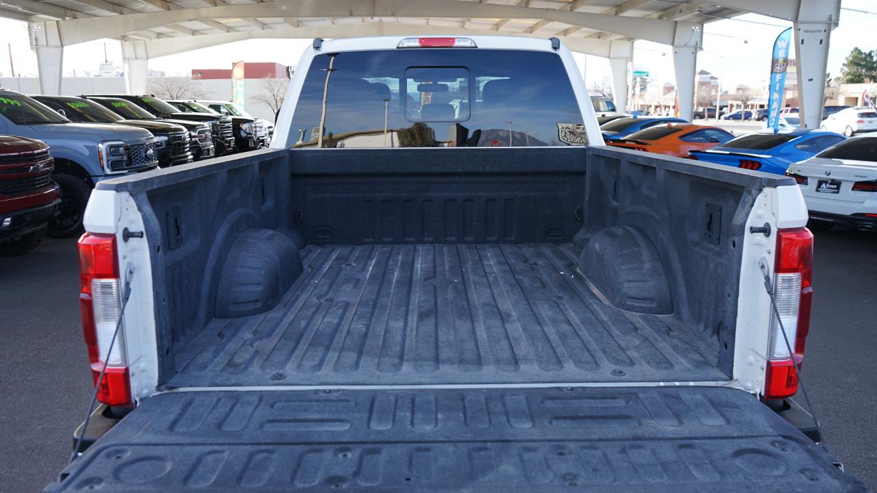 Ford F-250 SD Lariat Crew Cab 4WD 2019