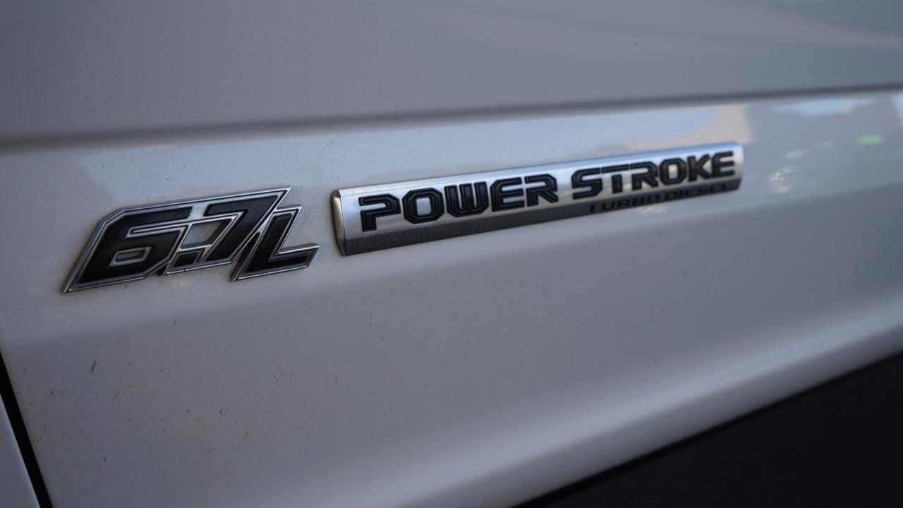 Ford F-250 SD Lariat Crew Cab 4WD 2019