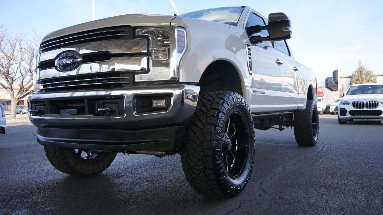 Ford F-250 SD Lariat Crew Cab 4WD 2019
