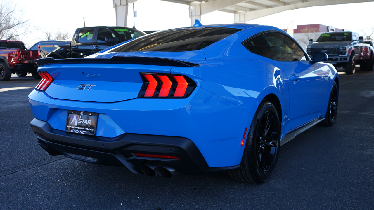 Ford Mustang GT Coupe 2025