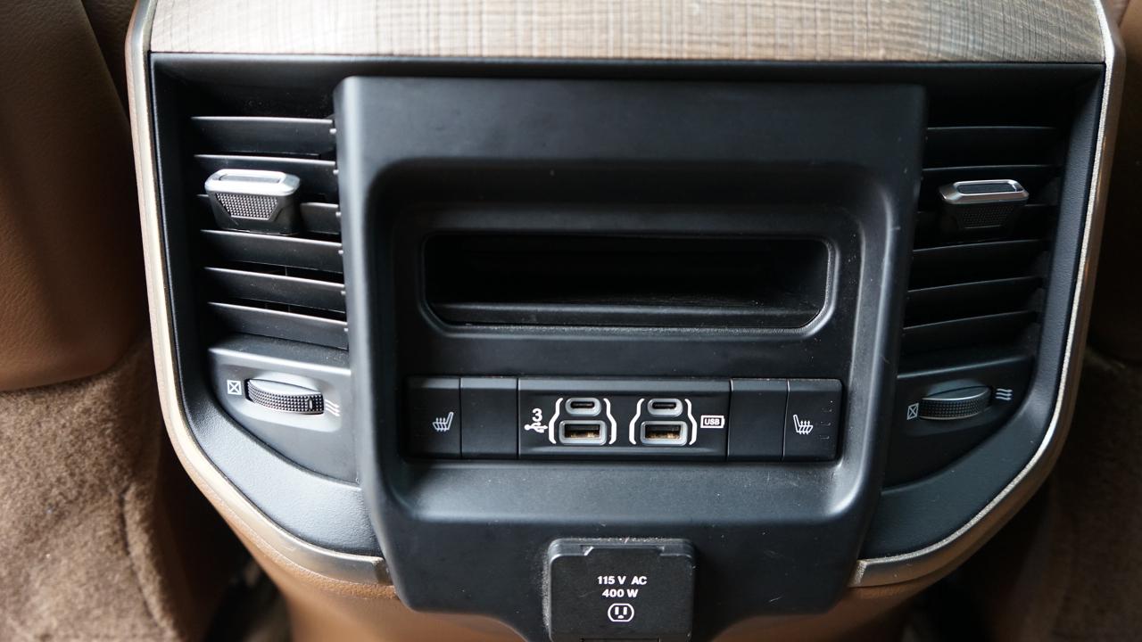 RAM 2500 Longhorn Mega Cab 4WD 2020