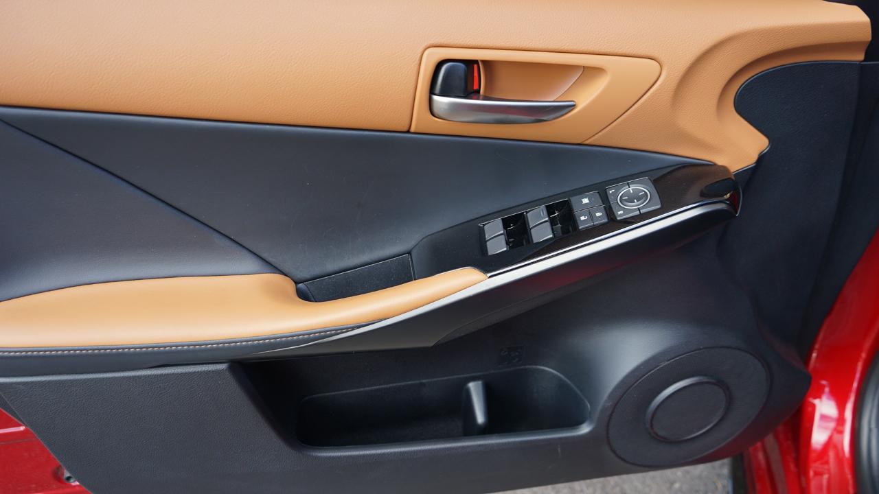 Lexus IS IS Turbo F Sport RWD 2025