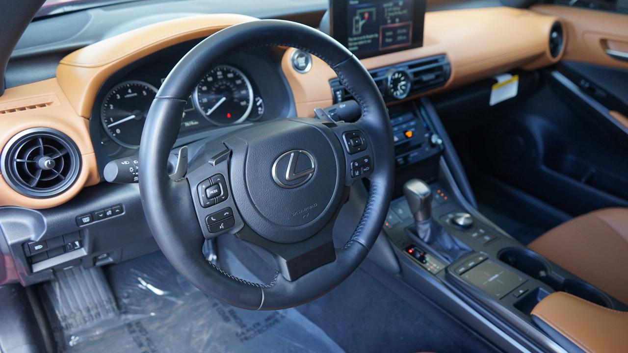 Lexus IS IS Turbo F Sport RWD 2025